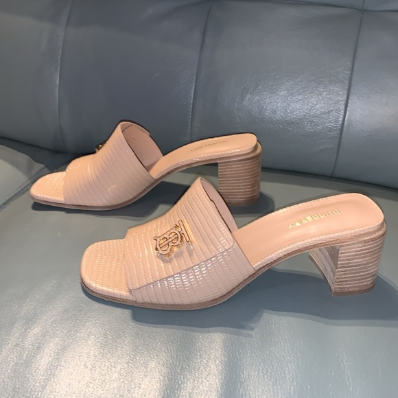 Burberry Winnie Lizard-Embossed Mule Sandals - Picture 5 of 10